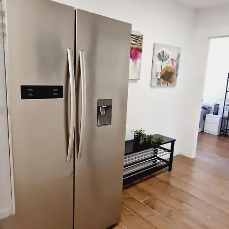 Fantastic 3 Bedroom Next Playa Americas & Wifi Free *